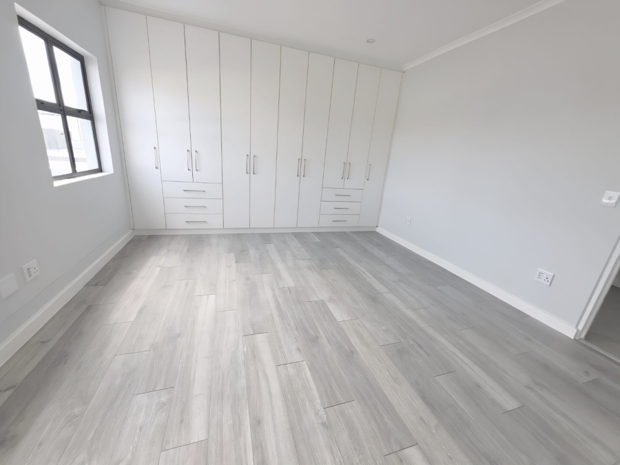 4 Bedroom Property for Sale in Sandown Western Cape